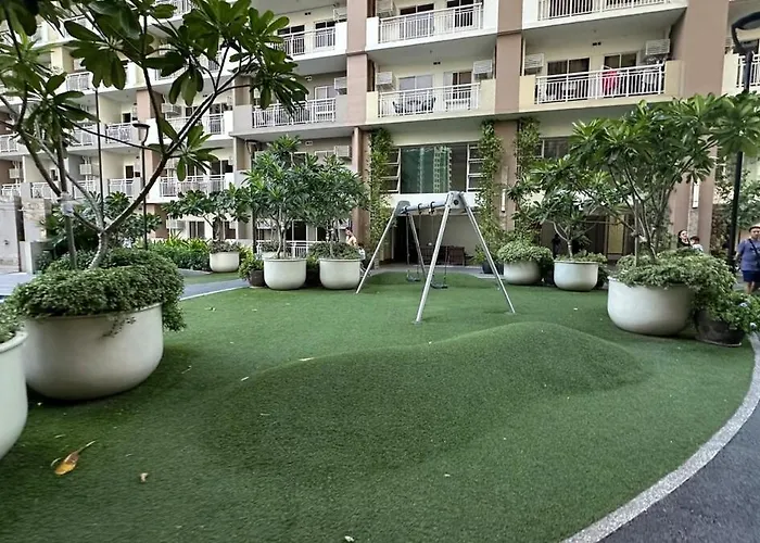 Apartment Cozy Qc With Karaoke Pool & Fast Wifi *