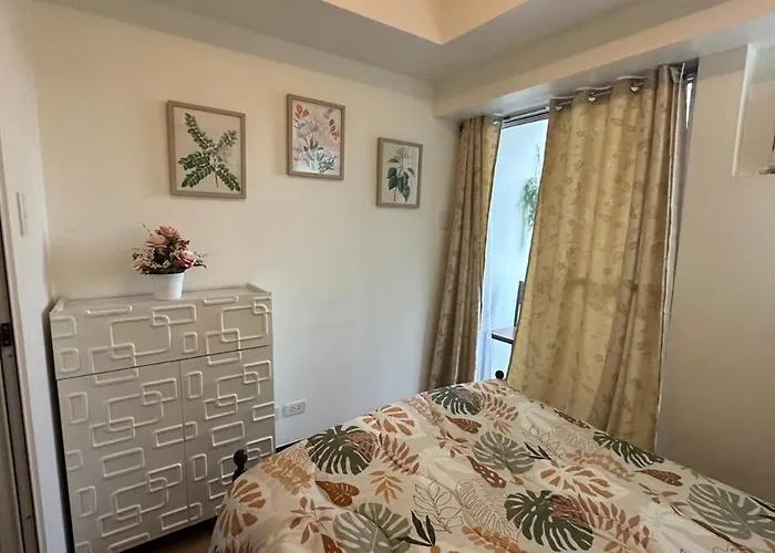 Cozy Qc With Karaoke Pool & Fast Wifi Apartment *