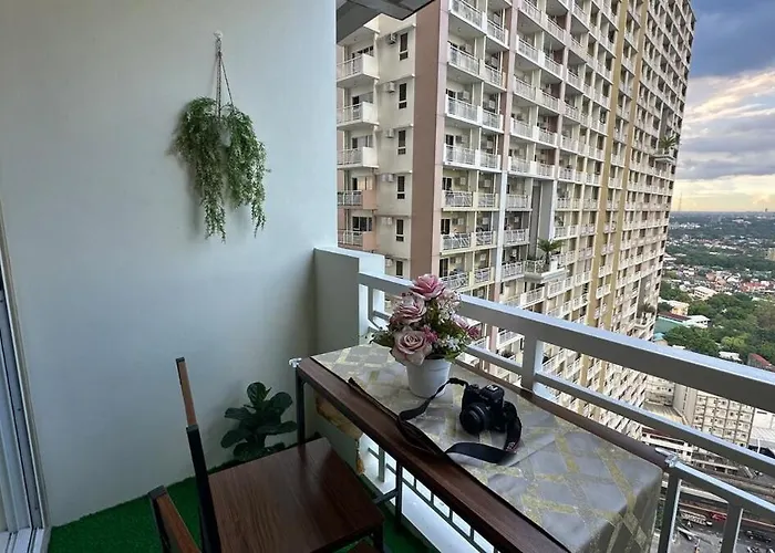 Cozy Qc With Karaoke Pool & Fast Wifi