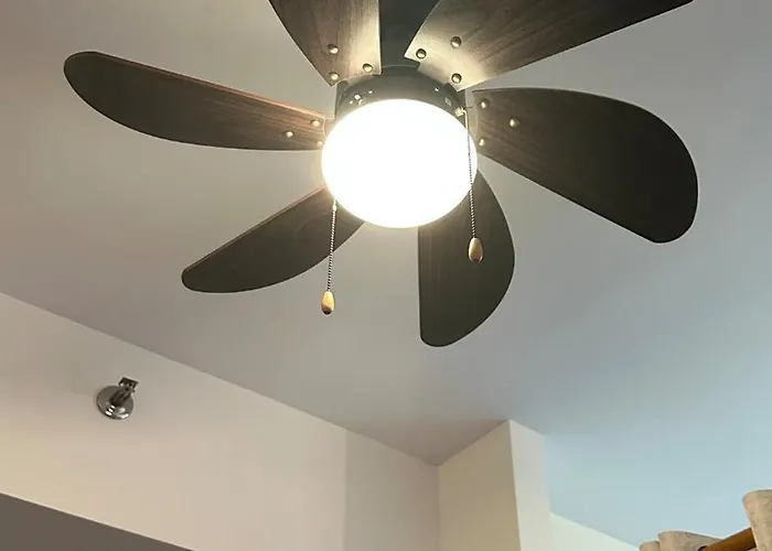 Cozy Qc With Karaoke Pool & Fast Wifi Apartment