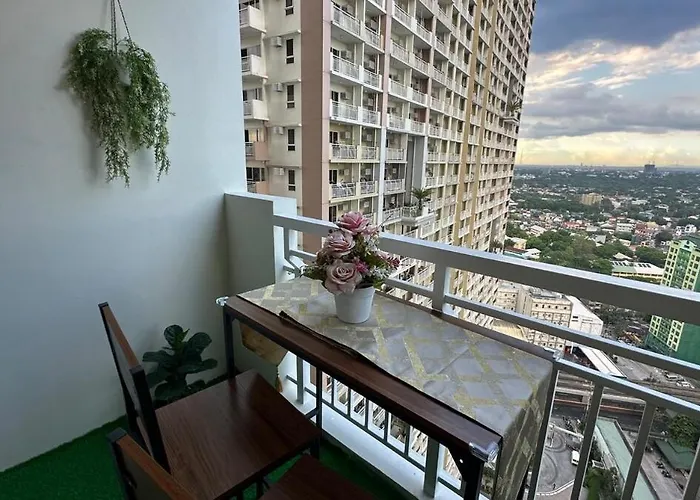 Cozy Qc With Karaoke Pool & Fast Wifi Manila
